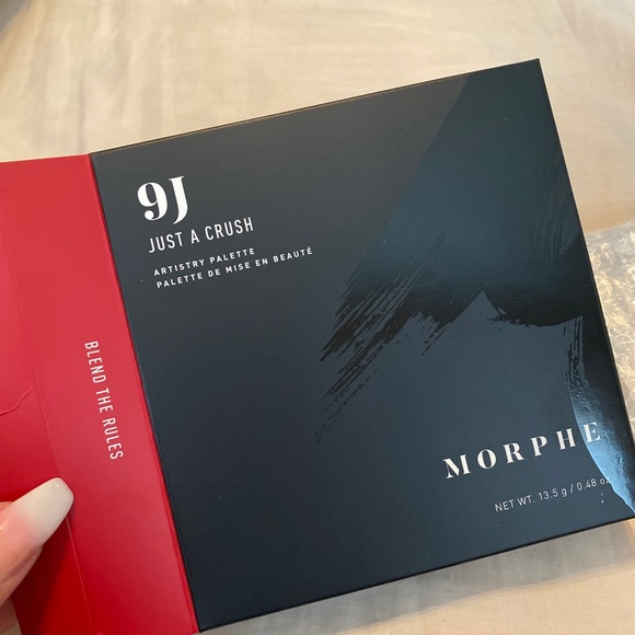 Morphe Just A Crush Pallet - Picture 3 of 3